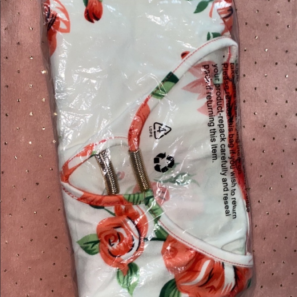Brand New Floral Shirt Women